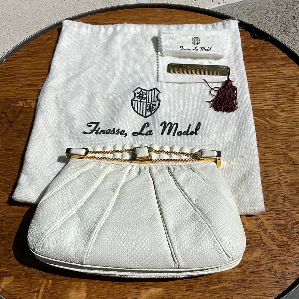 Vintage Finesse La Model | creme and gold |snakeskin purse w/ dustcover